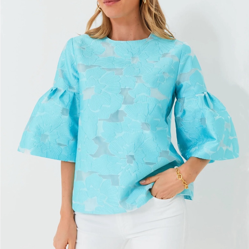 🩵 Tuckernuck Blue Floral Bell Sleeve Top - XXL